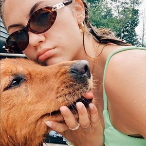 Meet your Posher, Kaelyn